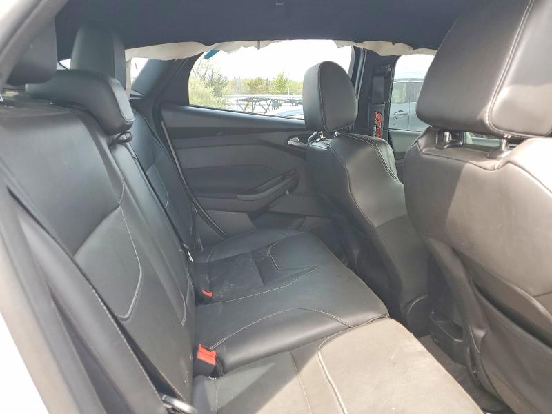 2018 Ford Focus მანქანა იყიდება აუქციონზე, vin: 1FADP3L99JL310307, აუქციონის ნომერი: 52429106