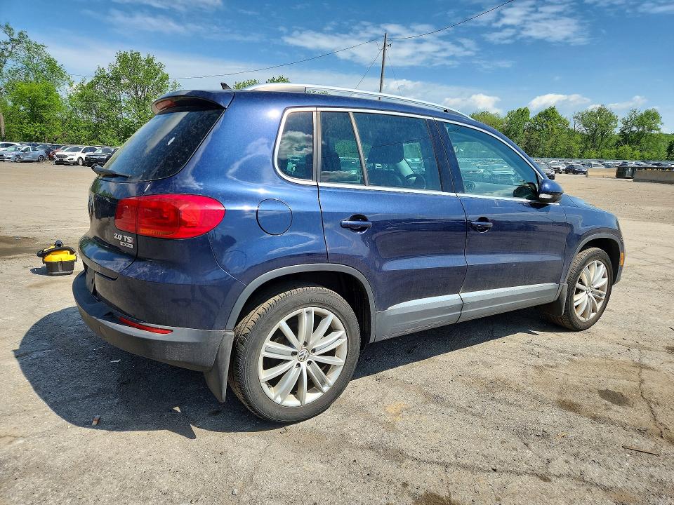 Продажа на аукционе авто 2015 Volkswagen Tiguan, vin: WVGBV7AX0FW611288, номер лота: 54199736