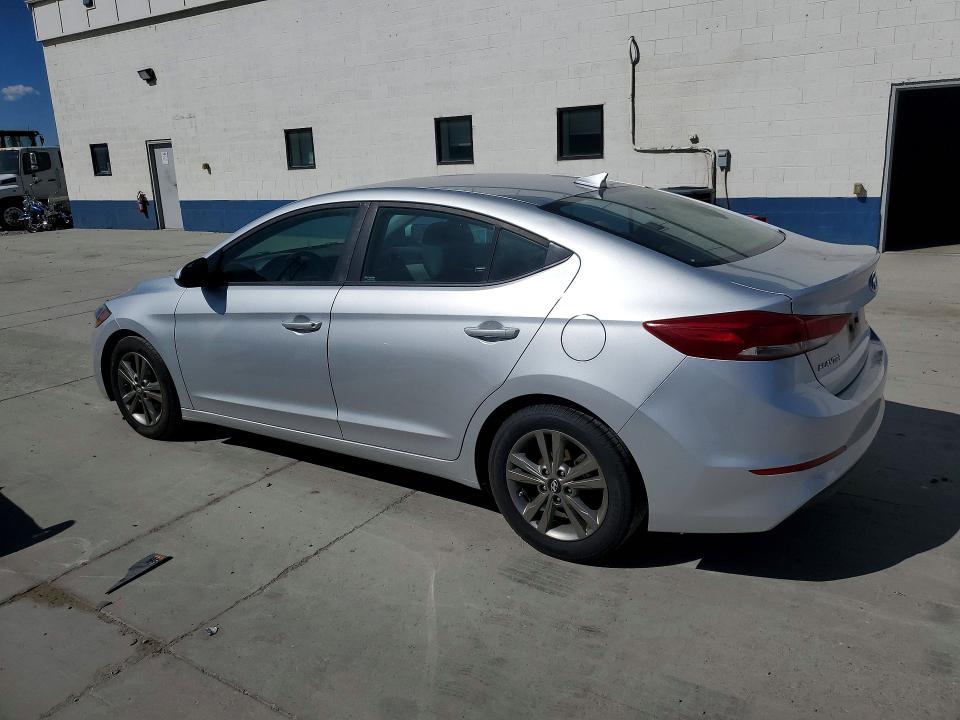 55110086 :رقم المزاد ، 5NPD84LF8JH300181 vin ، 2018 Hyundai Elantra مزاد بيع