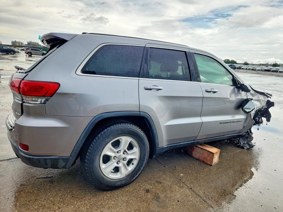 55074886 :رقم المزاد ، 1C4RJEAG6JC353405 vin ، 2018 Jeep Grand Cherokee مزاد بيع