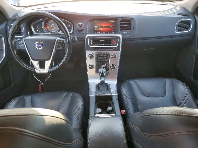 50990586 :رقم المزاد ، YV440MWM6H1039150 vin ، 2017 Volvo V60 Cross Country مزاد بيع