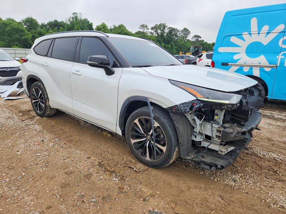 Aukcja sprzedaży 2022 Toyota Highlander, vin: 5TDJZRAH9NS110410, numer aukcji: 51174636