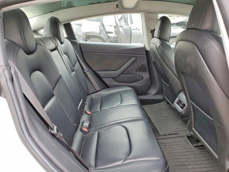 Продажа на аукционе авто 2018 Tesla Model 3, vin: 5YJ3E1EA4JF014833, номер лота: 54983616