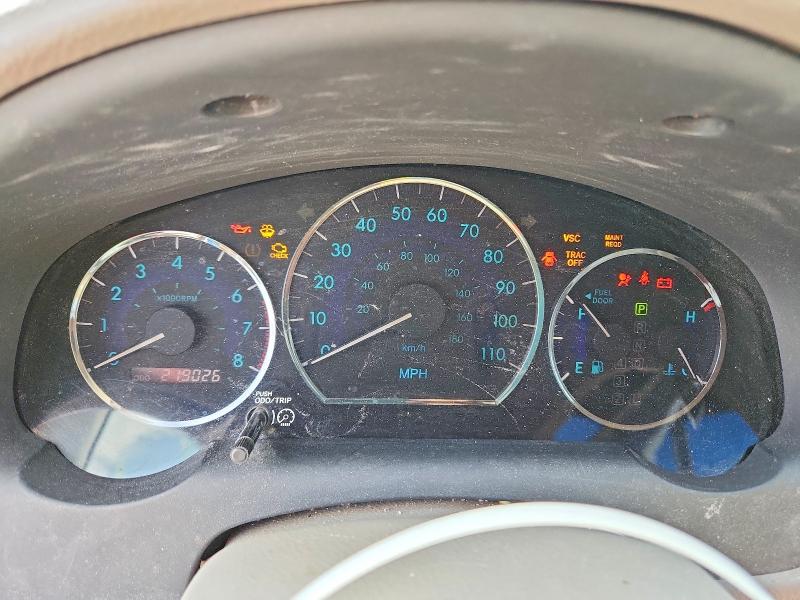 52692056 :رقم المزاد ، 5TDKK4CC0AS289086 vin ، 2010 Toyota Sienna مزاد بيع