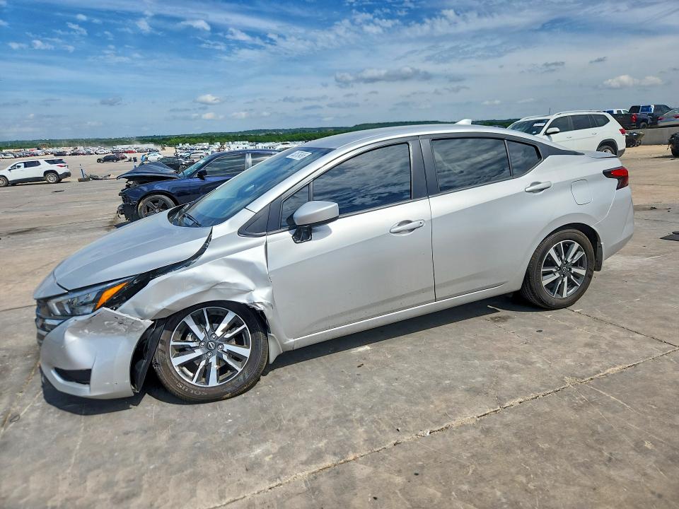 Продажа на аукционе авто 2025 Nissan Versa, vin: 3N1CN8EV0SL877694, номер лота: 52575496