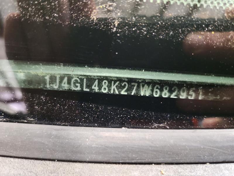 2007 Jeep Liberty მანქანა იყიდება აუქციონზე, vin: 1J4GL48K27W682951, აუქციონის ნომერი: 54968676