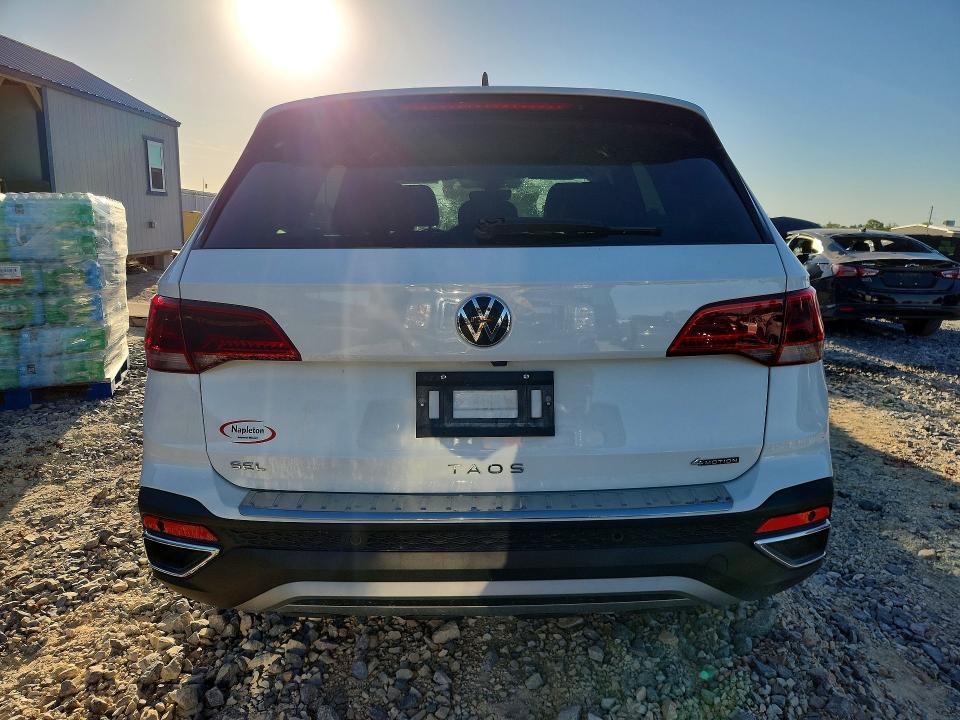 53068896 :رقم المزاد ، 3VV4X7B25RM044642 vin ، 2024 Volkswagen Taos مزاد بيع
