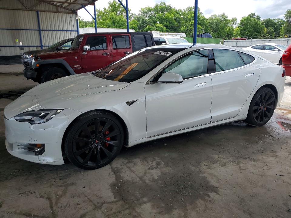 2018 Tesla Model S მანქანა იყიდება აუქციონზე, vin: 5YJSA1E40JF251918, აუქციონის ნომერი: 54820196