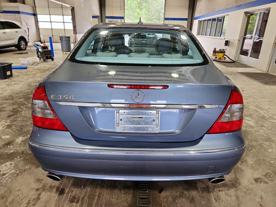 2007 Mercedes-benz E მანქანა იყიდება აუქციონზე, vin: WDBUF56XX7B081071, აუქციონის ნომერი: 52891646