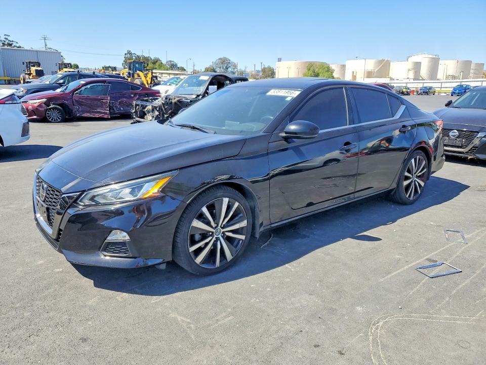 53811956 :رقم المزاد ، 1N4BL4CV1KC212881 vin ، 2019 Nissan Altima مزاد بيع