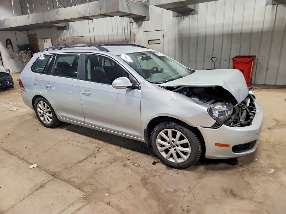 52510726 :رقم المزاد ، 3VWPP7AJ2EM602331 vin ، 2014 Volkswagen Jetta مزاد بيع