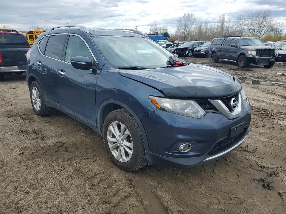 53098336 :رقم المزاد ، 5N1AT2MV4FC872360 vin ، 2015 Nissan Rogue مزاد بيع