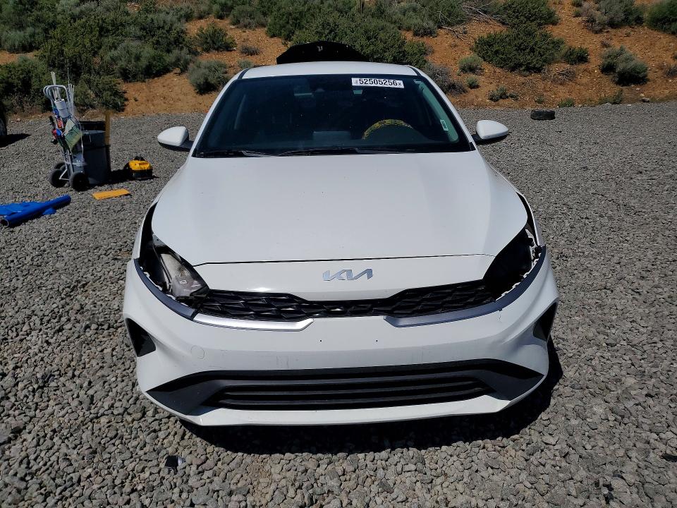 2023 Kia Forte მანქანა იყიდება აუქციონზე, vin: 3KPF24AD1PE635470, აუქციონის ნომერი: 52505256