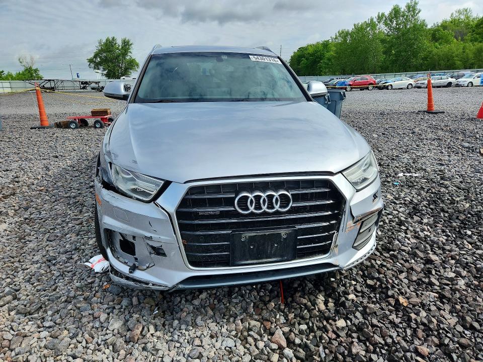 54301316 :رقم المزاد ، WA1JCCFS2HR001058 vin ، 2017 Audi Q3 مزاد بيع