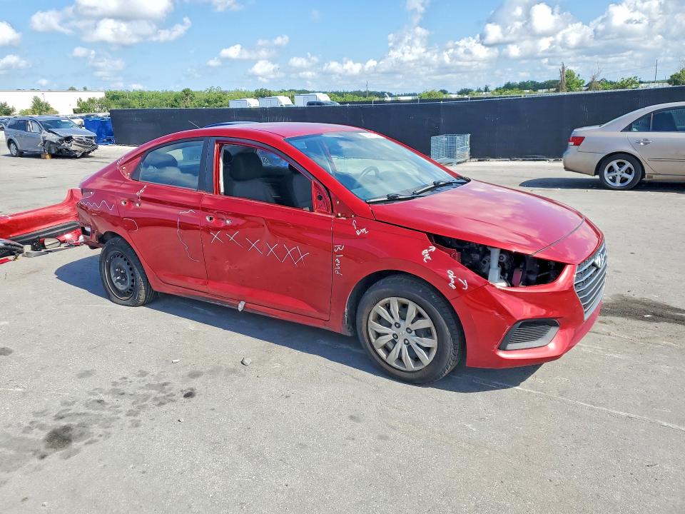 2020 Hyundai Accent მანქანა იყიდება აუქციონზე, vin: 3KPC24A6XLE122295, აუქციონის ნომერი: 53981106
