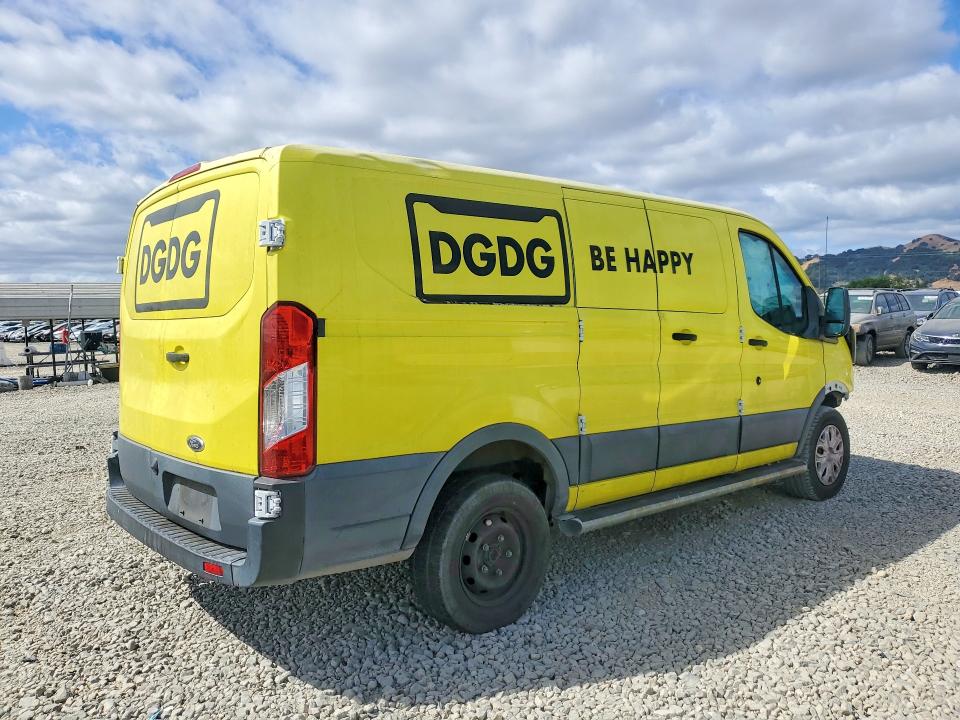 55039156 :رقم المزاد ، 1FTYR1ZM9HKA78247 vin ، 2017 Ford Transit مزاد بيع