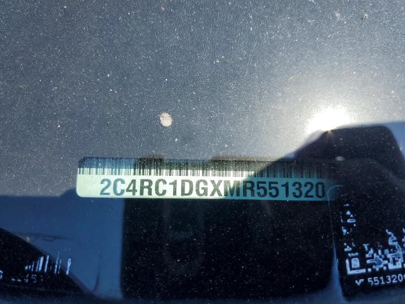54611356 :رقم المزاد ، 2C4RC1DGXMR551320 vin ، 2021 Chrysler Voyager مزاد بيع