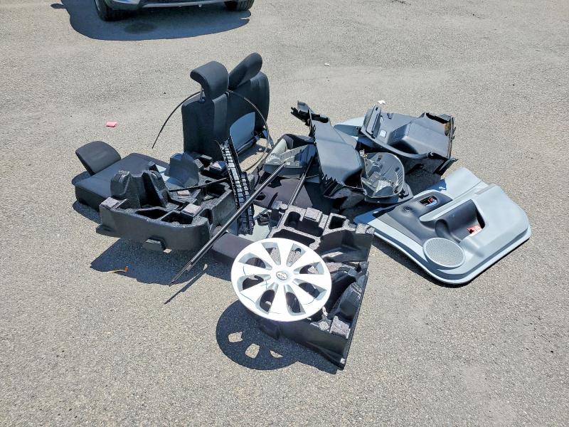 2014 Toyota Prius C მანქანა იყიდება აუქციონზე, vin: JTDKDTB36E1067581, აუქციონის ნომერი: 54410626