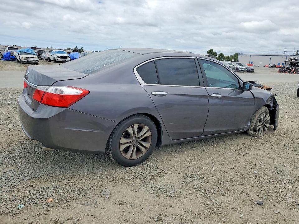 2015 Honda Accord მანქანა იყიდება აუქციონზე, vin: 1HGCR2F30FA174297, აუქციონის ნომერი: 54896396