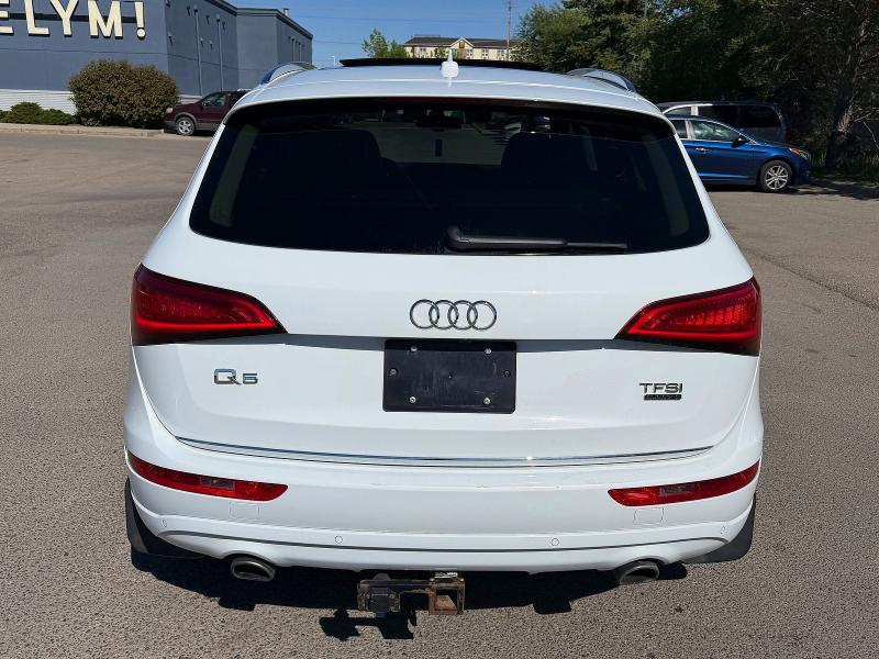 55807796 :رقم المزاد ، WA1V2AFP6HA008131 vin ، 2017 Audi Q5 مزاد بيع