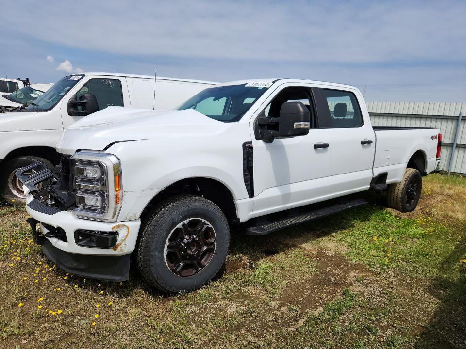 51350796 :رقم المزاد ، 1FT8W3BA1PED44605 vin ، 2023 Ford F350 مزاد بيع