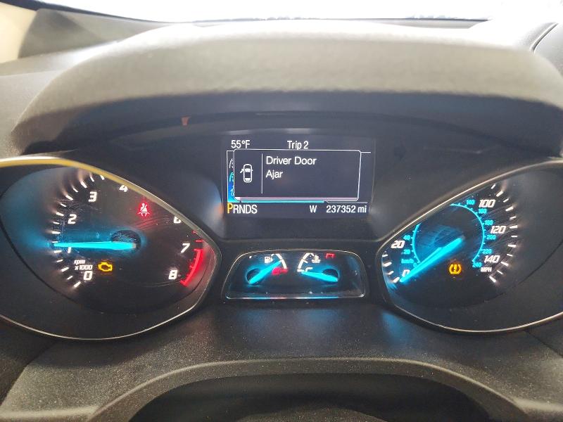 2016 Ford Escape მანქანა იყიდება აუქციონზე, vin: 1FMCU0GX0GUB67431, აუქციონის ნომერი: 52645366