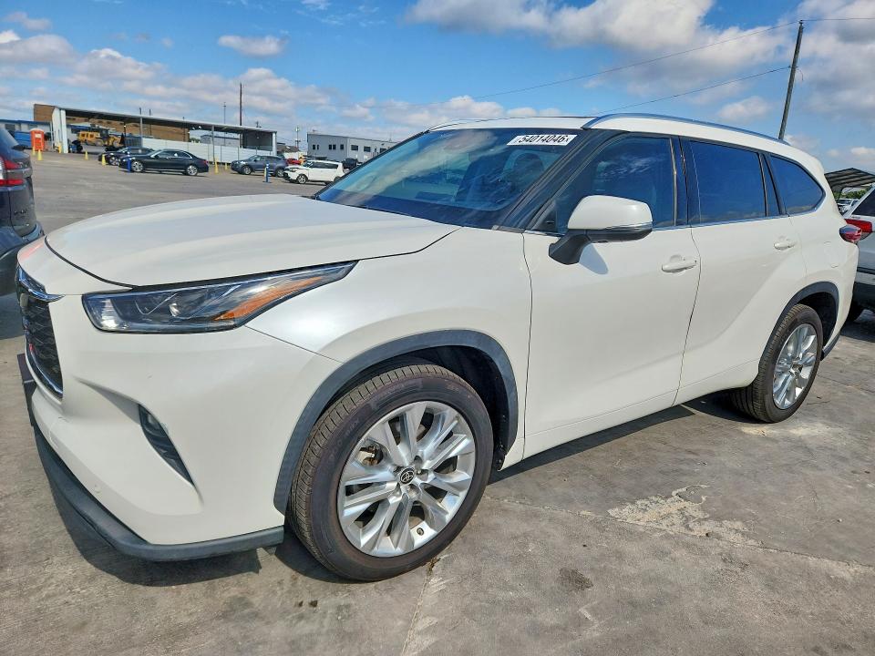 Продажа на аукционе авто 2020 Toyota Highlander, vin: 5TDYZRAH2LS027641, номер лота: 54014046