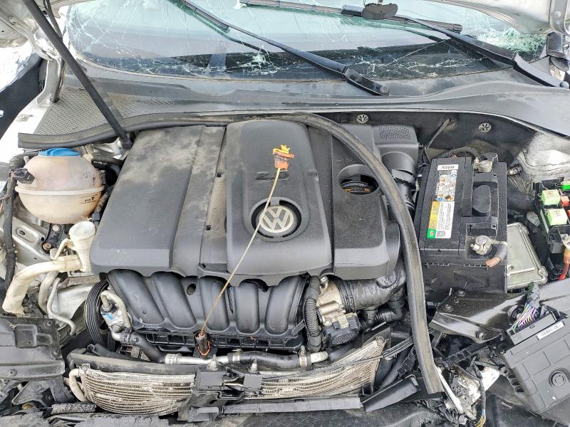 52307426 :رقم المزاد ، 1VWBP7A37EC004636 vin ، 2014 Volkswagen Passat مزاد بيع