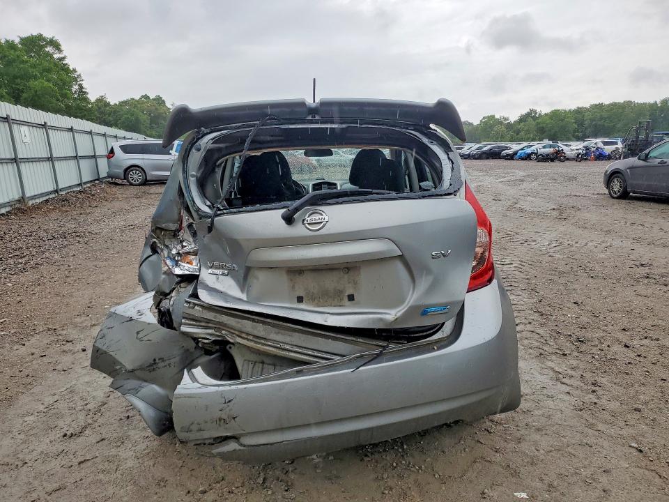 52701136 :رقم المزاد ، 3N1CE2CP0FL438003 vin ، 2015 Nissan Versa Note مزاد بيع