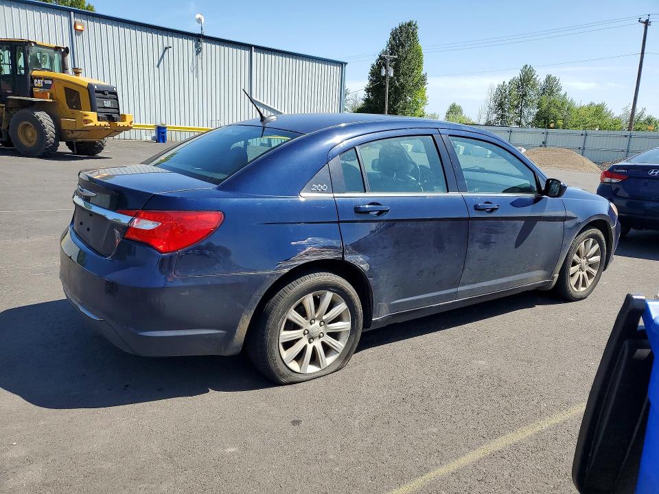 55418406 :رقم المزاد ، 1C3CCBBB1DN542915 vin ، 2013 Chrysler 200 مزاد بيع