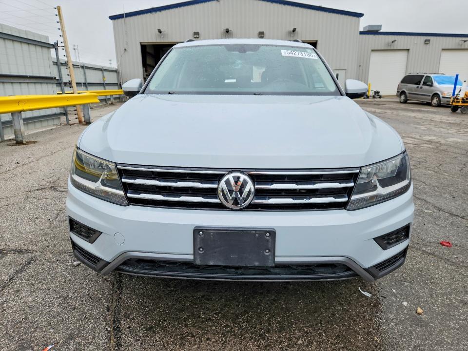 Продажа на аукционе авто 2018 Volkswagen Tiguan, vin: 3VV2B7AX0JM205356, номер лота: 54273136