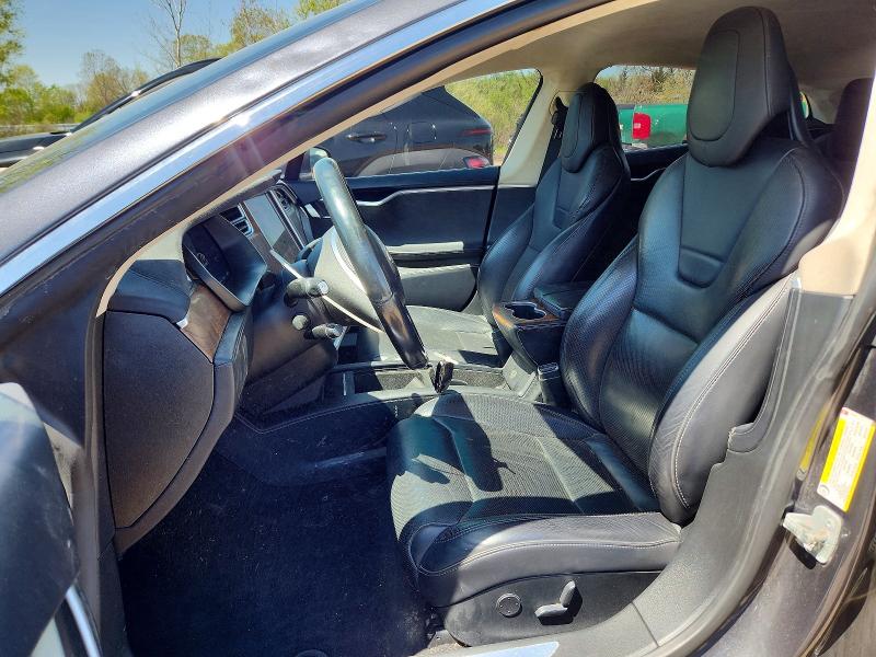50908816 :رقم المزاد ، 5YJSA1E23HF183445 vin ، 2017 Tesla Model S مزاد بيع