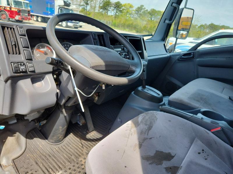 53855316 :رقم المزاد ، JALE5W162J7900225 vin ، 2018 Isuzu Nqr مزاد بيع