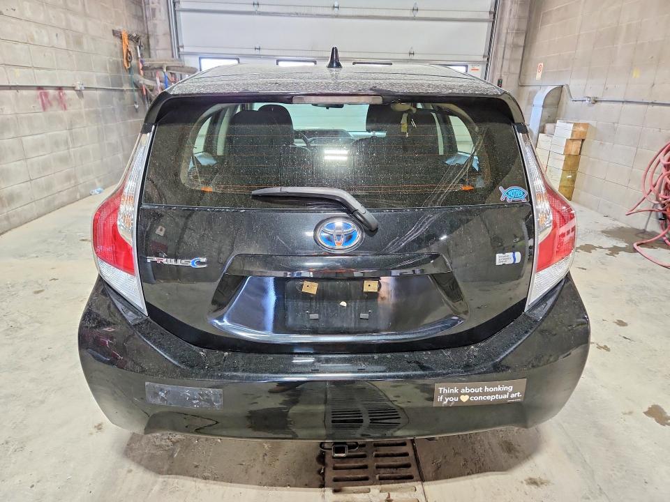 53387286 :رقم المزاد ، JTDKDTB39G1590838 vin ، 2016 Toyota Prius C مزاد بيع