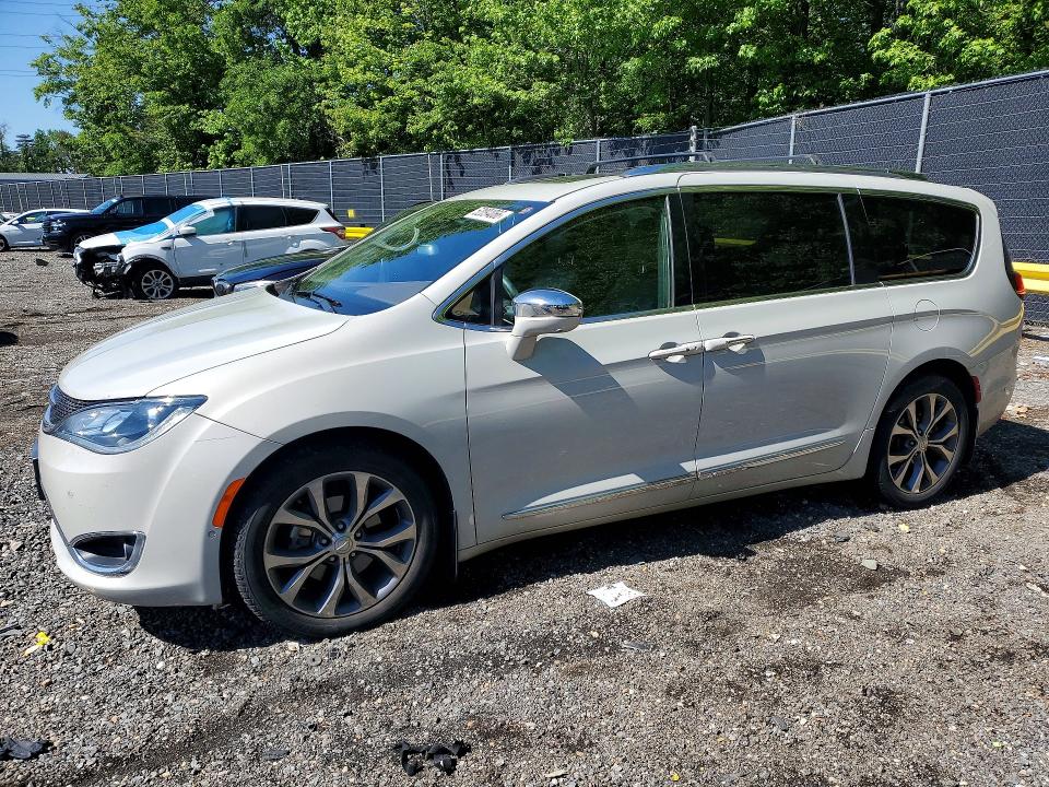 52094066 :رقم المزاد ، 2C4RC1GG1HR643112 vin ، 2017 Chrysler Pacifica مزاد بيع