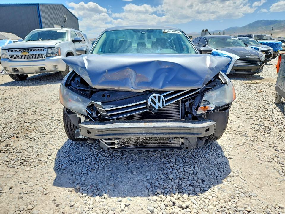 2013 Volkswagen Passat მანქანა იყიდება აუქციონზე, vin: 1VWAP7A34DC139552, აუქციონის ნომერი: 54817946