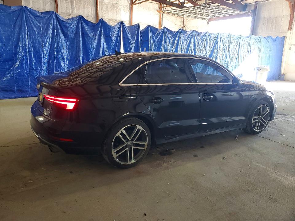52406736 :رقم المزاد ، WAUJ8GFF6H1050583 vin ، 2017 Audi A3 مزاد بيع