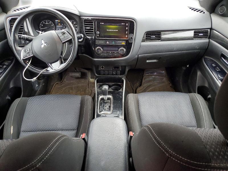 Продаж на аукціоні авто 2018 Mitsubishi Outlander, vin: JA4AZ3A30JZ044527, номер лоту: 53695436