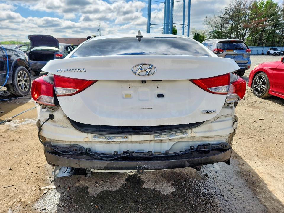 53790196 :رقم المزاد ، 5NPDH4AE2DH445215 vin ، 2013 Hyundai Elantra مزاد بيع