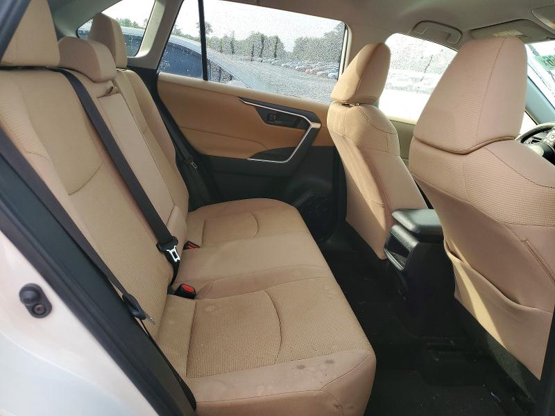 52613366 :رقم المزاد ، JTMH1RFVXKJ006943 vin ، 2019 Toyota Rav4 مزاد بيع