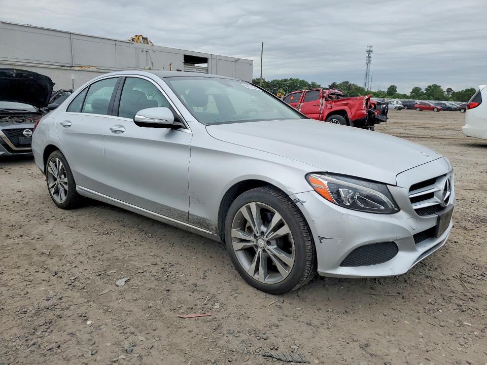 54307866 :رقم المزاد ، 55SWF4KB1FU065141 vin ، 2015 Mercedes-benz C مزاد بيع