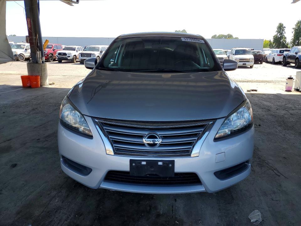 Продажа на аукционе авто 2015 Nissan Sentra, vin: 3N1AB7AP0FL667104, номер лота: 53789096