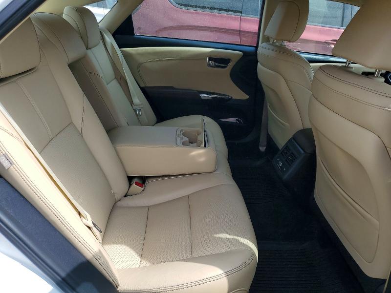 53757896 :رقم المزاد ، 4T1BK1EBXJU274217 vin ، 2018 Toyota Avalon مزاد بيع