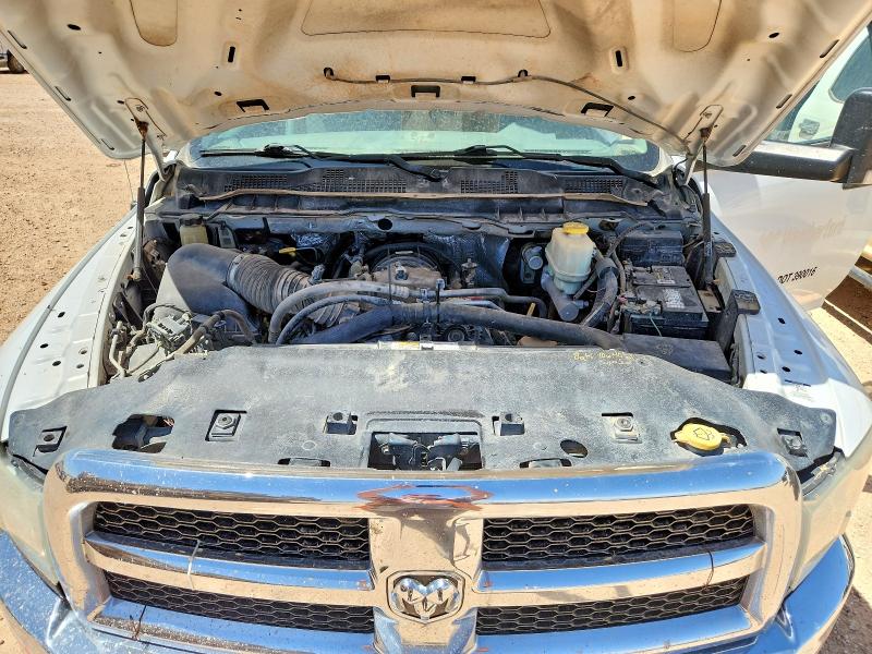 53344656 :رقم المزاد ، 3C7WRNBJ3JG243871 vin ، 2018 Ram 5500 مزاد بيع