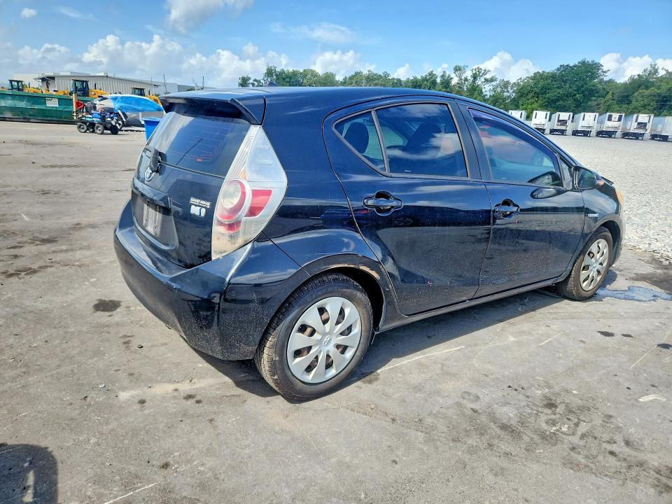 2013 Toyota Prius C მანქანა იყიდება აუქციონზე, vin: JTDKDTB30D1552569, აუქციონის ნომერი: 54586436