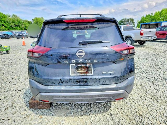 51636576 :رقم المزاد ، 5N1BT3CB1PC770016 vin ، 2023 Nissan Rogue مزاد بيع