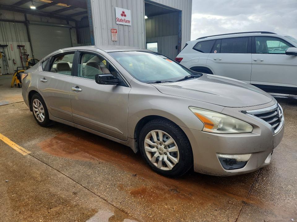 Aukcja sprzedaży 2015 Nissan Altima, vin: 1N4AL3AP9FC197644, numer aukcji: 55270306