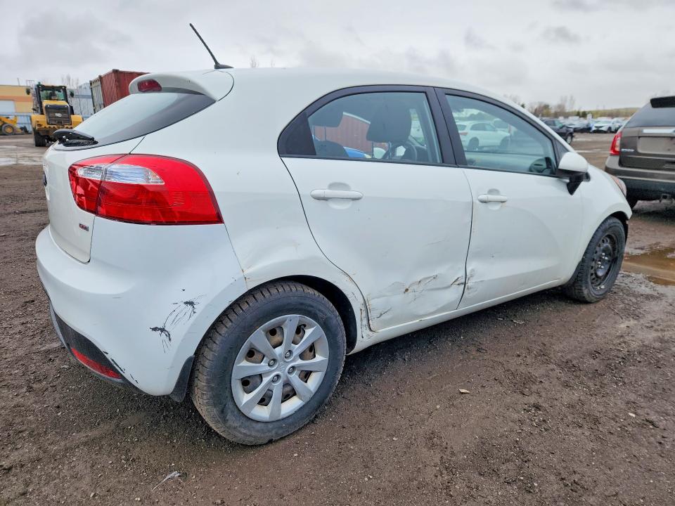 2014 Kia Rio მანქანა იყიდება აუქციონზე, vin: KNADM5A36E6941062, აუქციონის ნომერი: 50263706