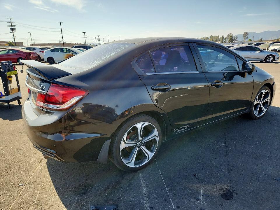 2015 Honda Civic მანქანა იყიდება აუქციონზე, vin: 2HGFB6E52FH701186, აუქციონის ნომერი: 53813826