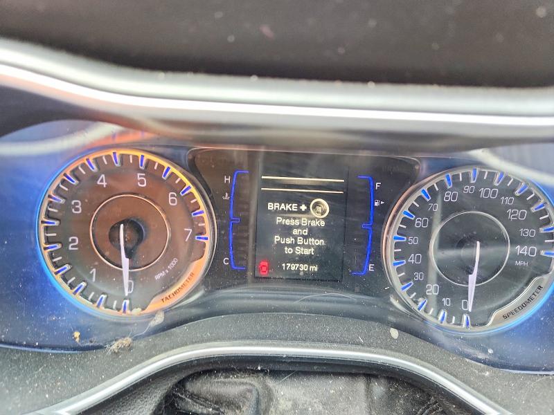 2015 Chrysler 200 მანქანა იყიდება აუქციონზე, vin: 1C3CCCABXFN676669, აუქციონის ნომერი: 52951326